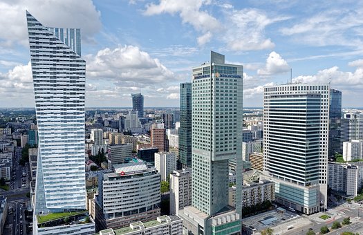 建筑能耗監(jiān)測(cè)系統(tǒng)， 城市綠色低碳發(fā)展， 節(jié)能減排， 實(shí)時(shí)監(jiān)測(cè)， 數(shù)據(jù)評(píng)估