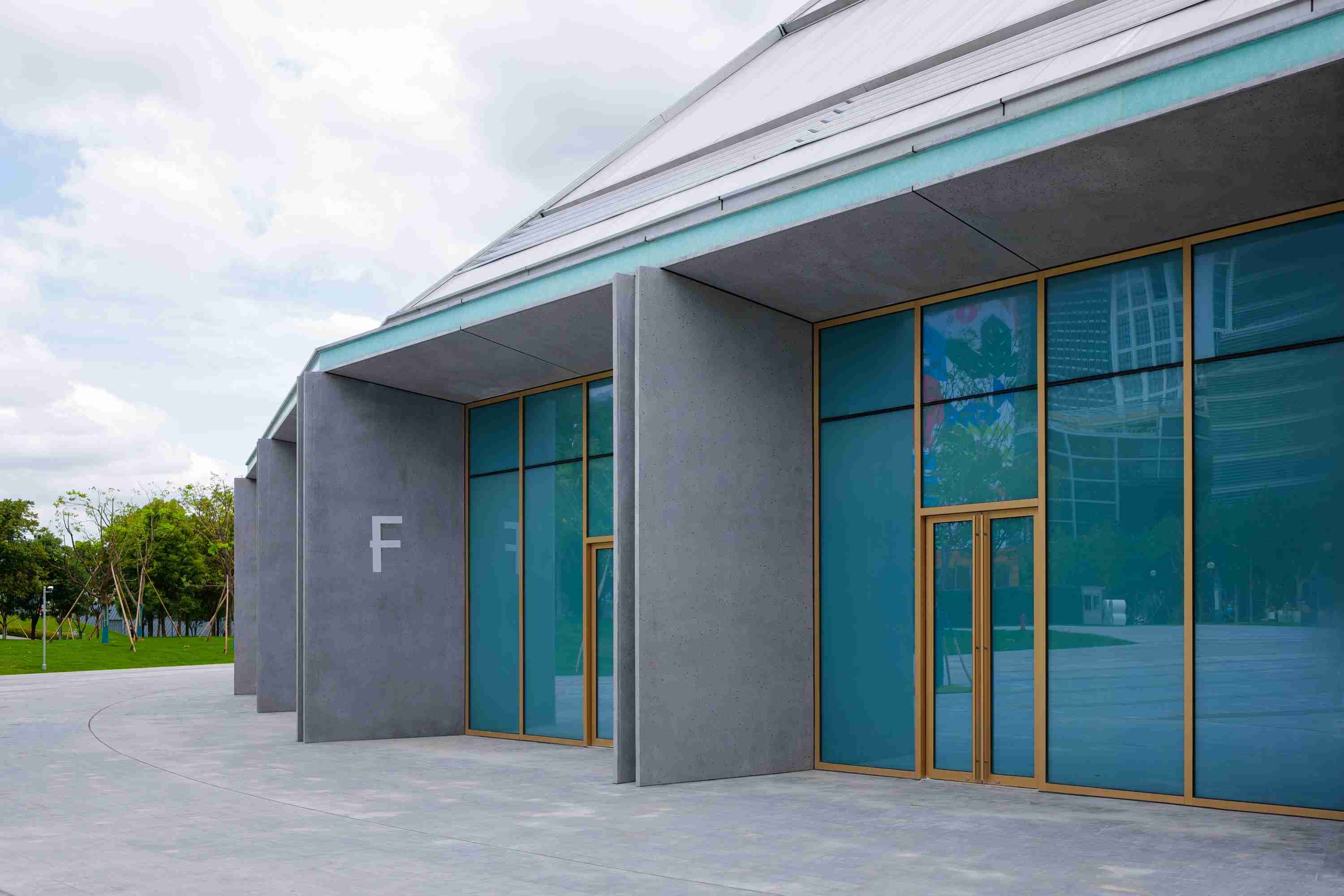 建筑能耗監(jiān)測系統(tǒng)，城市發(fā)展標(biāo)準(zhǔn)化，可持續(xù)發(fā)展，智能化管理