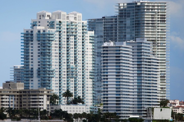 碳達峰碳中和：我國綠色建筑發(fā)展！